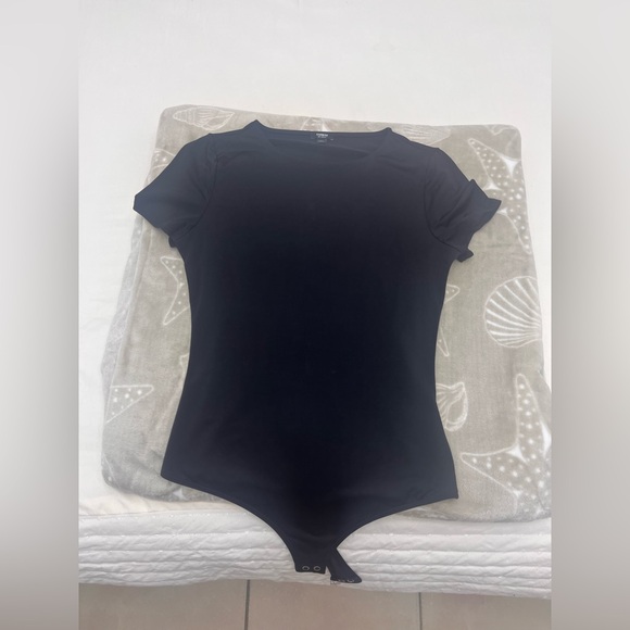 EXPRESS Bodysuit - Picture 2 of 4